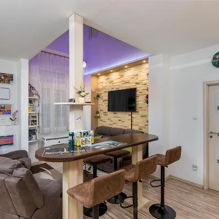 Appartement Fireworks Rakoczi - Free Parking - 3 Bedrooms - 2 Bathrooms Budapest