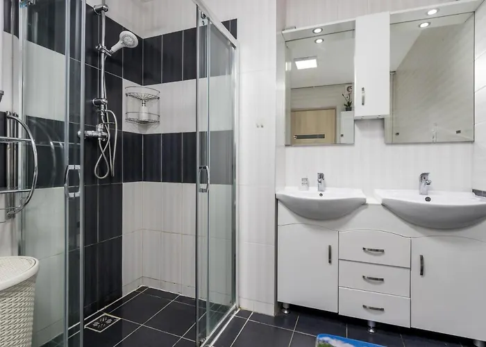 Appartement Fireworks Rakoczi - Free Parking - 3 Bedrooms - 2 Bathrooms Budapest