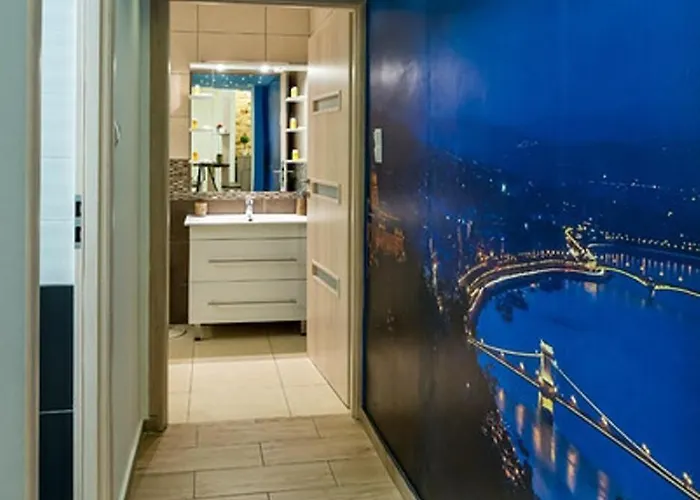 Fireworks Rakoczi - Free Parking - 3 Bedrooms - 2 Bathrooms Appartement *