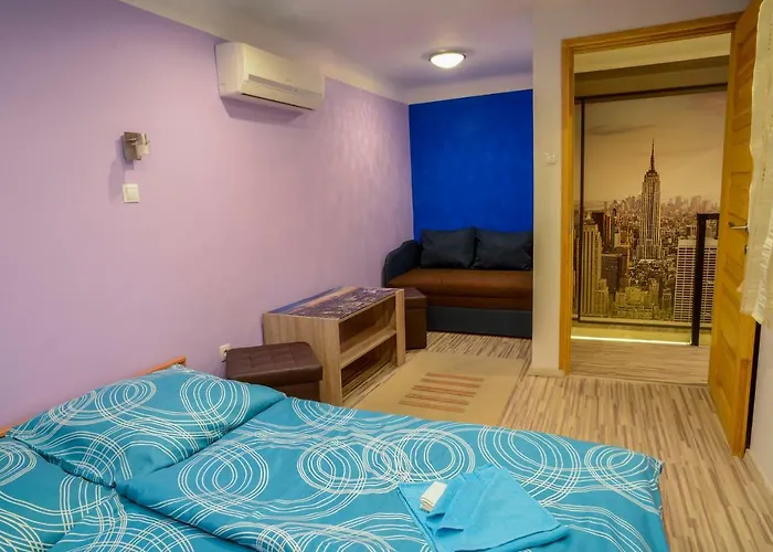 Fireworks Rakoczi - Free Parking - 3 Bedrooms - 2 Bathrooms شقة
