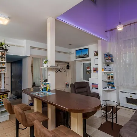 Fireworks Rakoczi - Free Parking - 3 Bedrooms - 2 Bathrooms * Budapeste