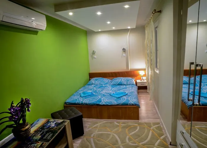 Fireworks Rakoczi - Free Parking - 3 Bedrooms - 2 Bathrooms Budapest