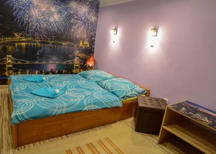 Fireworks Rakoczi - Free Parking - 3 Bedrooms - 2 Bathrooms * Budapest