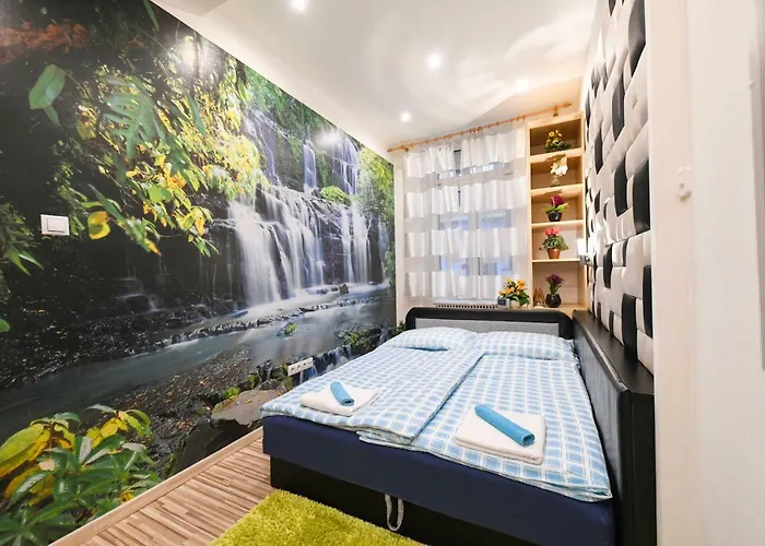 Lejlighed Fireworks Rakoczi - Free Parking - 3 Bedrooms - 2 Bathrooms *