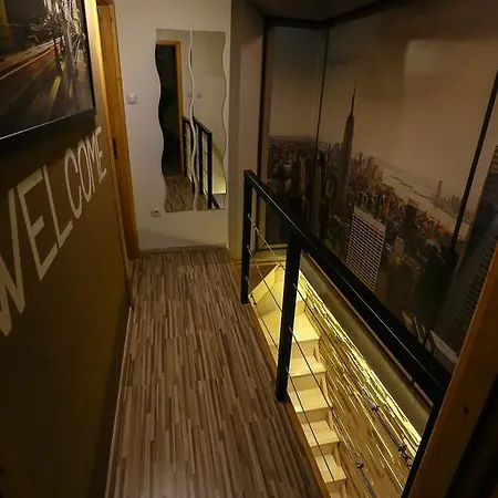 Fireworks Rakoczi - Free Parking - 3 Bedrooms - 2 Bathrooms Apartmán *